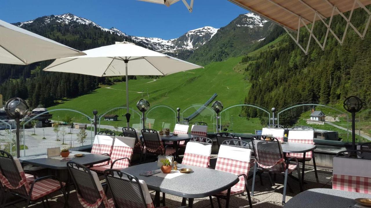 Hotel Almhof Hochfugen Exterior photo